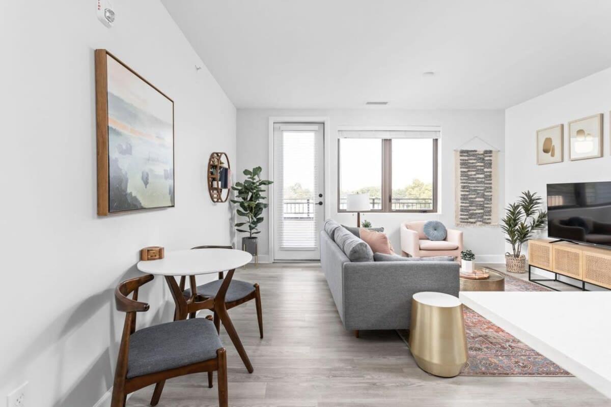 Appartement Cozysuites Stylish 2br At Meridian Kessler Indianapolis