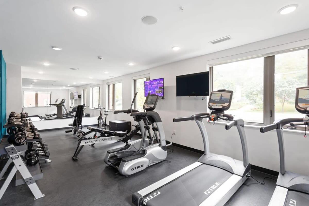 Appartement Cozysuites Stylish 2br At Meridian Kessler Indianapolis